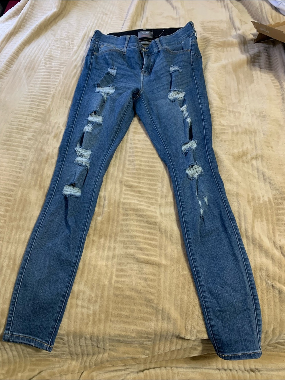 torrid Blue Ripped Women's Skinny Jeans